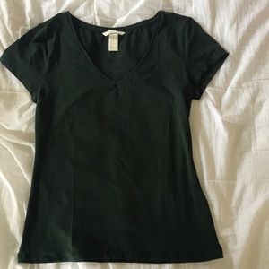 Dark green v-neck shirt